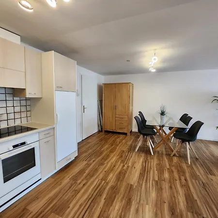 Stilvolles Und Ruhiges Mit Privater 60m2 Sonnenterrasse Bei Der Parsennbahn Appartement *